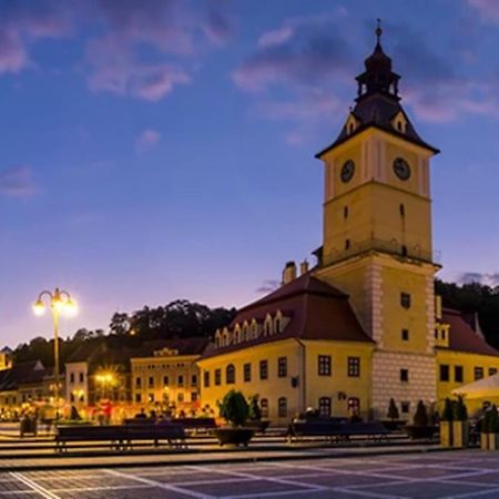 Studio - Old City Brasov Bagian luar foto